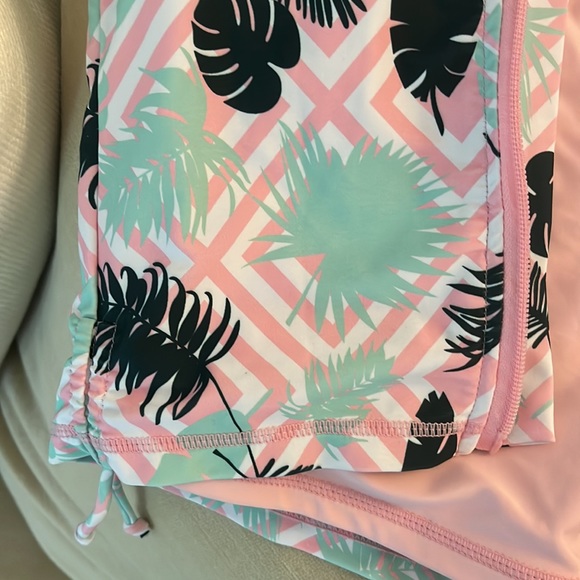 SwimZip tank and rashguard, 4T - Picture 2 of 5